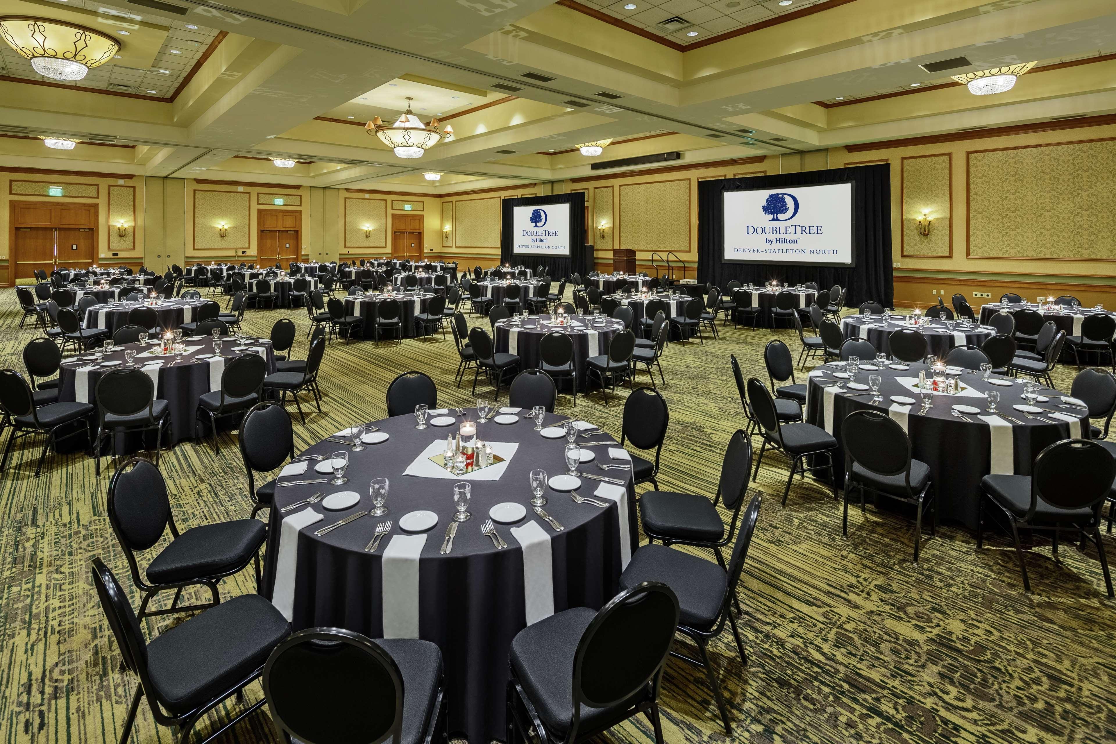 Doubletree By Hilton Denver Central Park Extérieur photo