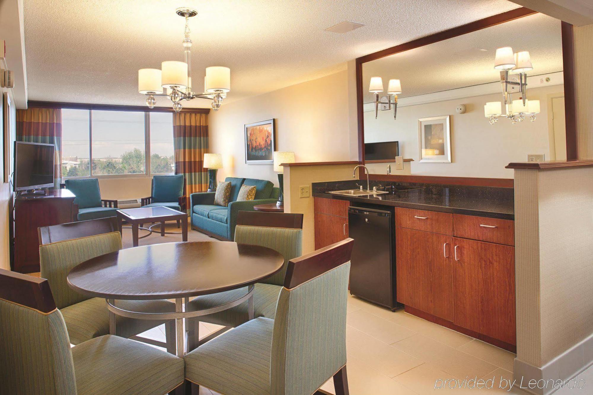 Doubletree By Hilton Denver Central Park Extérieur photo